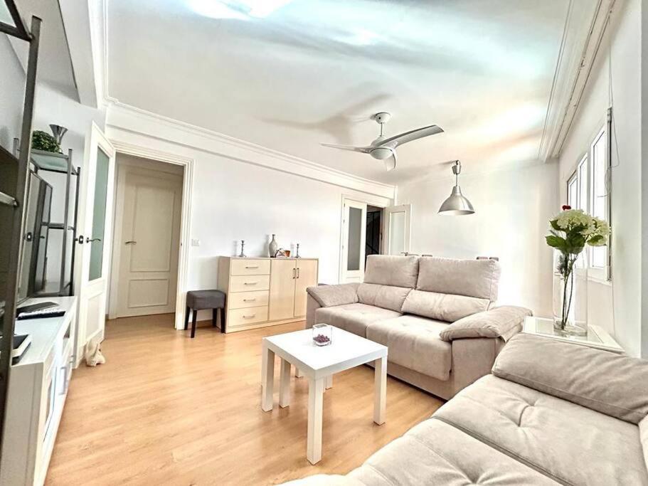 Hispalis San Jacinto Seville Ngoại thất bức ảnh